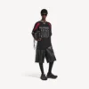 Balenciaga för herrar | Oversized T-shirt i svart/flerfärgat från NBA-samarbetet Balenciaga för herrar | Oversized T-shirt i svart/flerfärgat från NBA-samarbetet