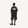 Balenciaga för herrar | Oversized T-shirt i svart/flerfärgat från NBA-samarbetet Balenciaga för herrar | Oversized T-shirt i svart/flerfärgat från NBA-samarbetet