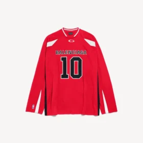 Balenciaga för män | NBA-samarbete: oversized långärmad T-shirt i rött/flerfärgat Balenciaga för män | NBA-samarbete: oversized långärmad T-shirt i rött/flerfärgat