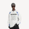 Balenciaga för män | NBA-samarbete: oversized långärmad T-shirt i vitt/flerfärgat Balenciaga för män | NBA-samarbete: oversized långärmad T-shirt i vitt/flerfärgat