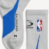 Balenciaga för män | NBA-samarbetesstrumpor i smutsvitt Balenciaga för män | NBA-samarbetesstrumpor i smutsvitt