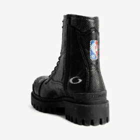 Balenciaga för män | NBA-samarbetsmodell Combat Strike-stövlar i svart