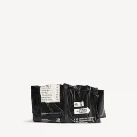 Chips-clutchplånbok i svart