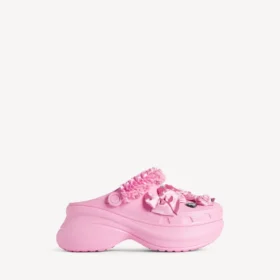 Crocs™-mules för damer med Jibbitz™ i ljusrosa
