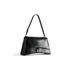 Crush Medium Sling Bag ”Black” 7654662AAR21000