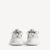Dam-sneakers av modellen Hamptons i vit färg med medium slitageeffekt Dam-sneakers av modellen Hamptons i vit färg med medium slitageeffekt