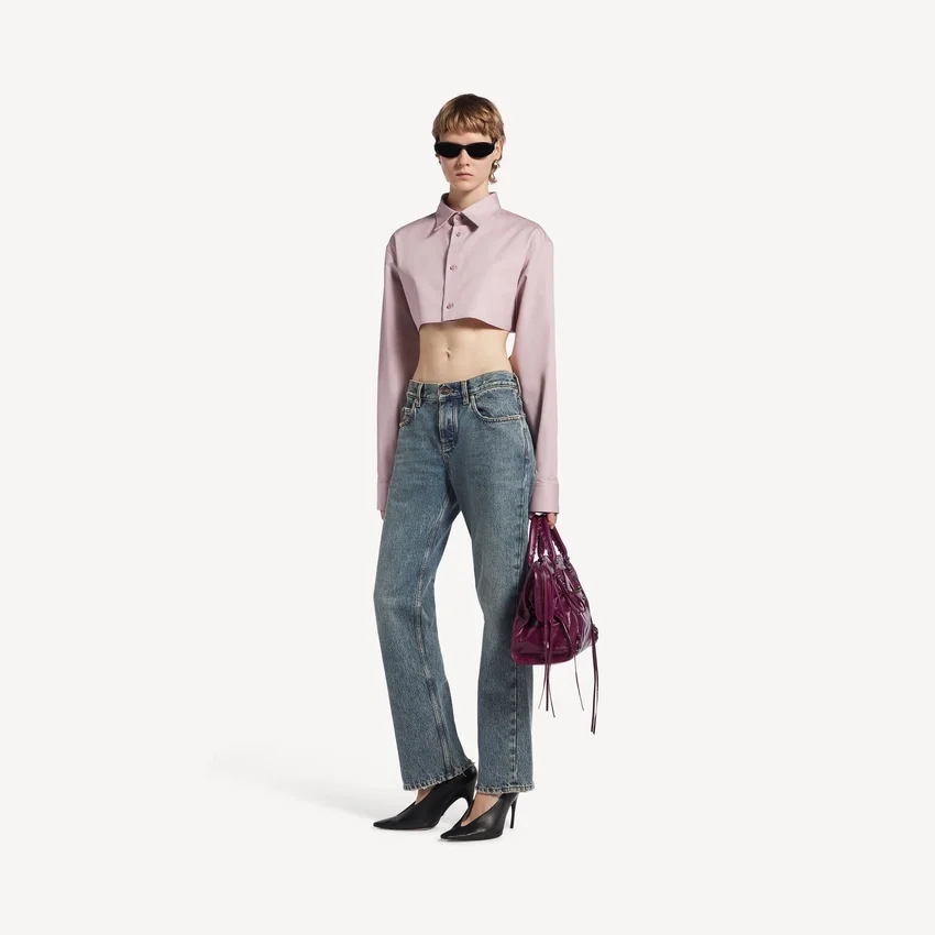 Dammjeans med normal passform i smutsigt vintageblått Dammjeans med normal passform i smutsigt vintageblått