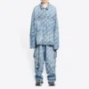 Denimjackor med logotyp i skrift över hela ytan ”Ljusblå Vit” 681690TJW904200
