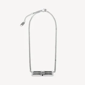 Halsband med BB Icon i antiksilver