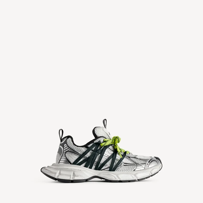 Herr-sneaker i storlek 3XL med korsade snören i grått/neongult Herr-sneaker i storlek 3XL med korsade snören i grått/neongult