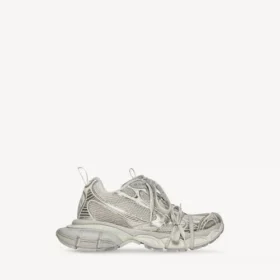 Dam-sneaker i storlek 3XL i ljusbeige