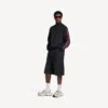 Herr-Sneakers i storlek 3XL med berlocker i vitt/gult/silver/svart Herr-Sneakers i storlek 3XL med berlocker i vitt/gult/silver/svart