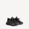 Herr-sneakers i svart med piercingar Herr-sneakers i svart med piercingar