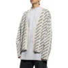Kofta med logo över hela plagget ”Chalky White Black” 736248T32339054