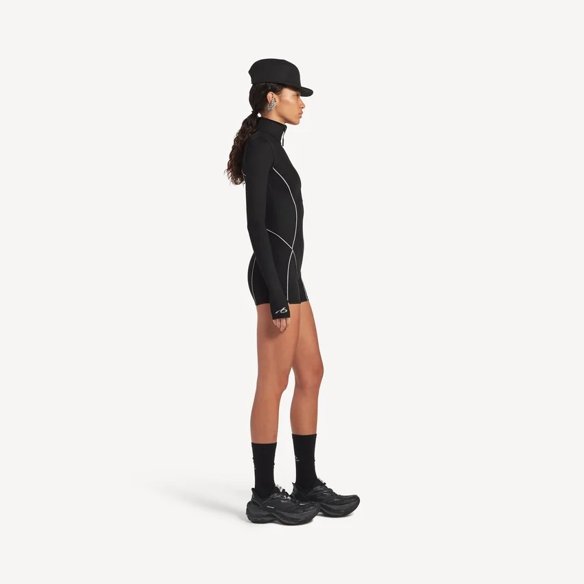 Kort långärmad bodysuit i svart för damer Kort långärmad bodysuit i svart för damer