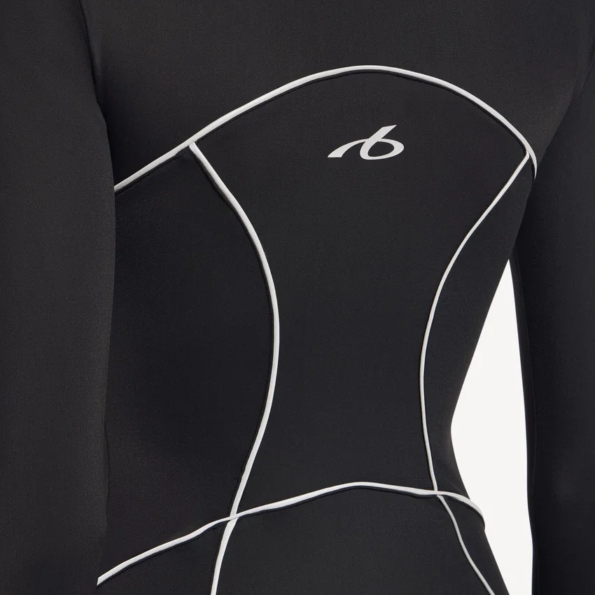 Kort långärmad bodysuit i svart för damer Kort långärmad bodysuit i svart för damer