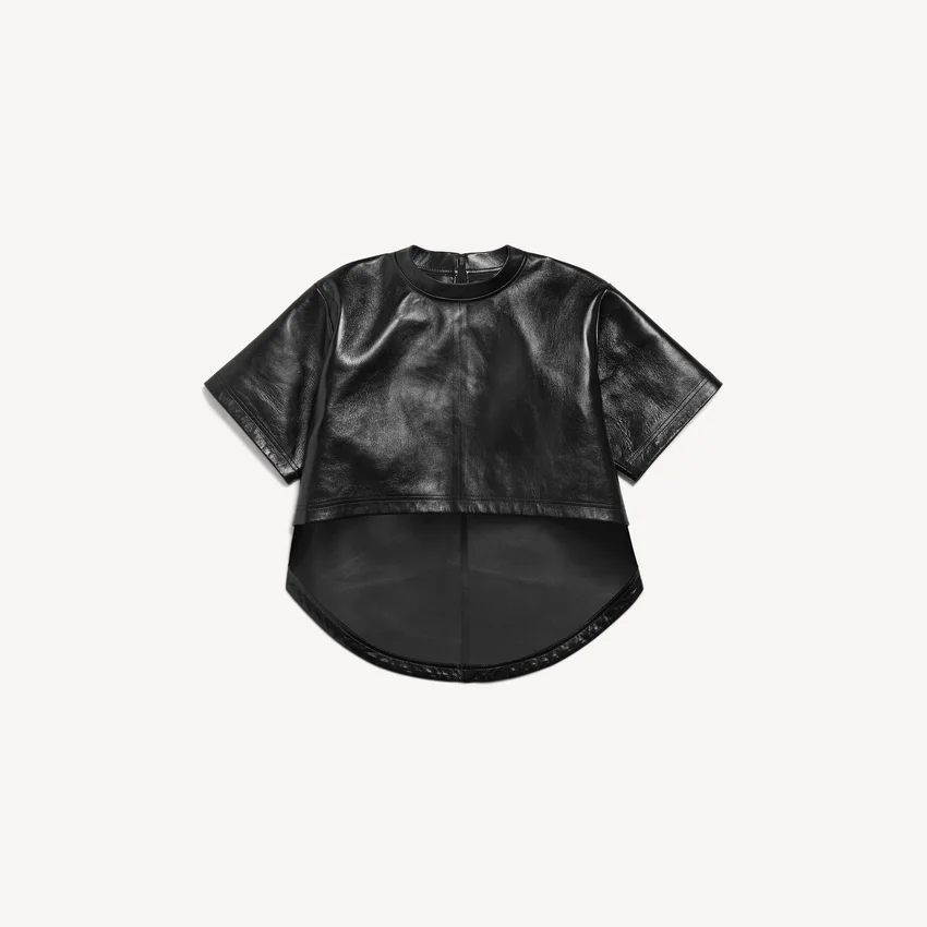 Kort T-shirt med släp för damer i svart Kort T-shirt med släp för damer i svart