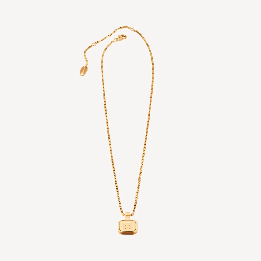 Långt Nano Square-halsband i guld Långt Nano Square-halsband i guld