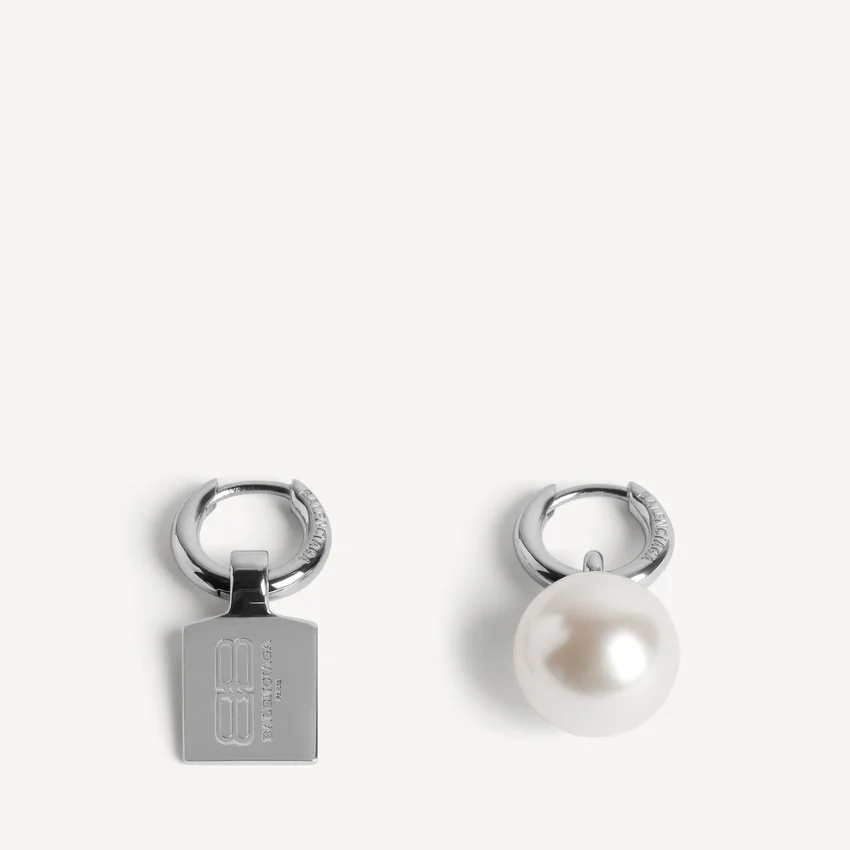 Malibu-örhängen med pärlor i glänsande silver Malibu-örhängen med pärlor i glänsande silver