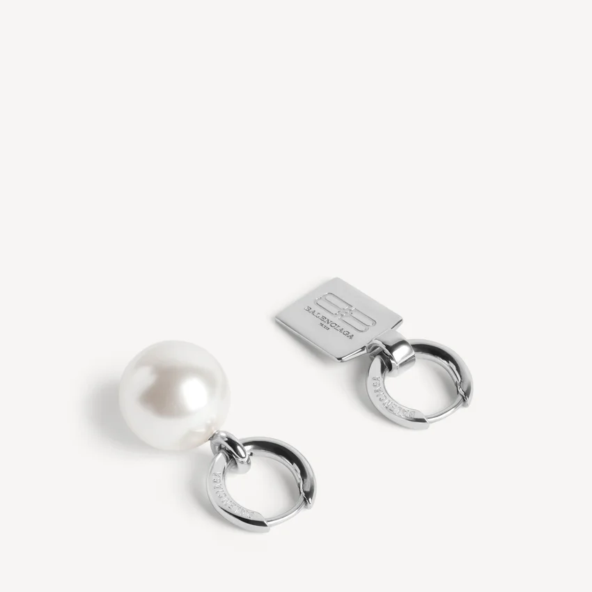 Malibu-örhängen med pärlor i glänsande silver Malibu-örhängen med pärlor i glänsande silver
