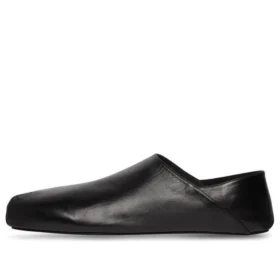 Mjuk kalvskinnssko med fyrkantig tå, slip-on ”Svart” 702072WBDH11000