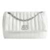 Monaco medelstor kedjeväska, quiltad ”Off White” 7659452AASE9106