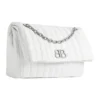 Monaco medelstor kedjeväska, quiltad ”Off White” 7659452AASE9106