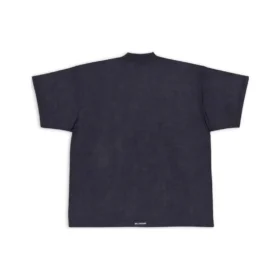 Oversized T-shirt med flik ”Black” 694576TMVJ21151
