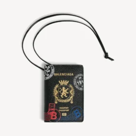 Pass- och korthållare med berlock för män i svart/flerfärgat