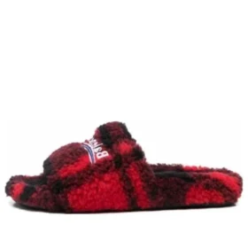 Pälsbelagda tofflor ”Fake Fur Red Black” 654261W2F21