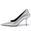 Präglad fyrkantig knivpumps ”Silver” 572879WBB208100
