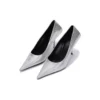 Präglad fyrkantig knivpumps ”Silver” 572879WBB208100