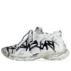 Runner Graffiti ”White” 677402W3RBQ9010