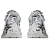 Runner Graffiti ”White” 677402W3RBQ9010