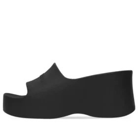 Sandaler med tjock kilklack ”Black Rubber” 737923W1S891000