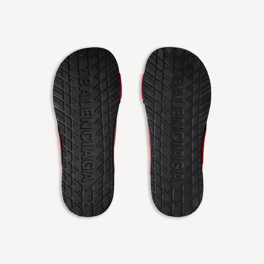 Sportig pool-sandal för herr i svart/rött Sportig pool-sandal för herr i svart/rött