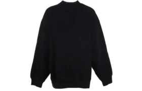 Sportig tröja med rund hals och B Crest-logotyp ”Black” 671125TLV60-1000