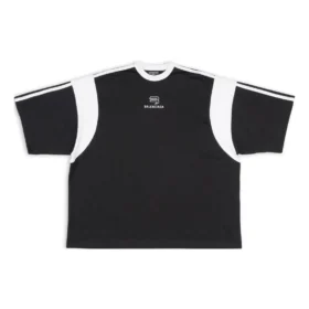 Sporty B T-shirt med boxig passform ”Black White” 699182TMVC41070