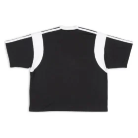 Sporty B T-shirt med boxig passform ”Black White” 699182TMVC41070