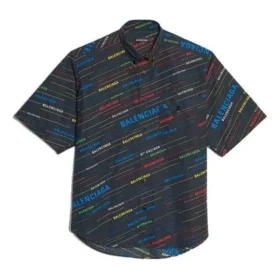 T-shirt med logotryck och korta ärmar ”Black” 556869TDL542771