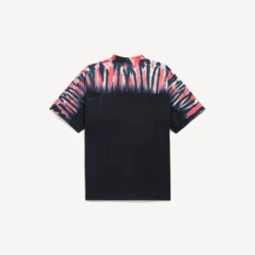 T-shirtar för män i svart med extrem tie-dye-design och medium passform