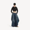 Techwear-luvtröja för damer i svart Techwear-luvtröja för damer i svart