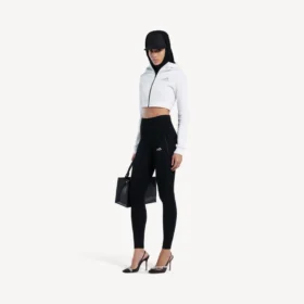 Techwear-luvtröja för damer i vit färg med kokongform