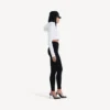 Techwear-luvtröja för damer i vit färg med kokongform Techwear-luvtröja för damer i vit färg med kokongform
