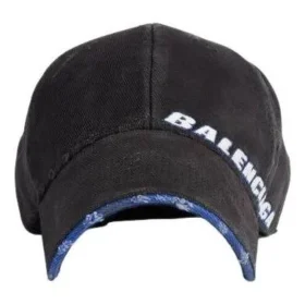 Tilted Typo-keps ”Black” 854036410B21000