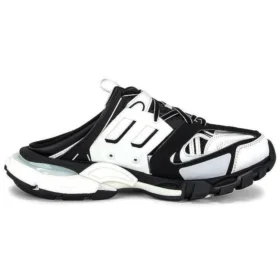 Track-mules ”White Black” 653814W3DA49019
