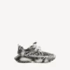 Track-sneakers med stencil-logotyp i svart/vitt Track-sneakers med stencil-logotyp i svart/vitt