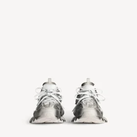 Track-sneakers med stencil-logotyp i svart/vitt