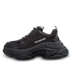 Triple S ”Black” 524036W2CA11000