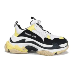 Triple S ”Black Yellow” 524039W09OM1023